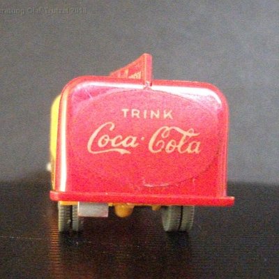 ww1-0560-02-c-ford-3500-getraenkewagen-coca-coola-090-mit-flaschenleisten-dscf8126