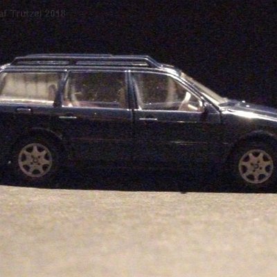 ww2-0043-03-x-vw-passat-kombi-blau-006-dscf7236