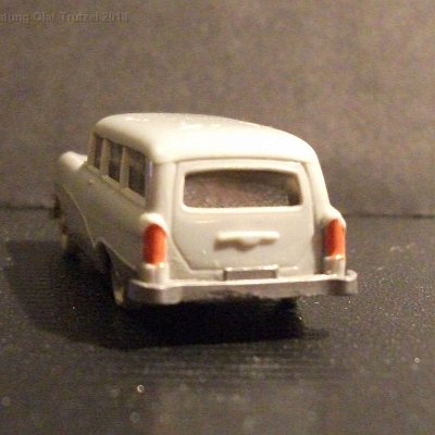 ww2-0070-02-b-opel-caravan-57-silbergrau-030050-dscf8137
