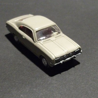 ww2-0084-xx-x-opel-commodore-0018