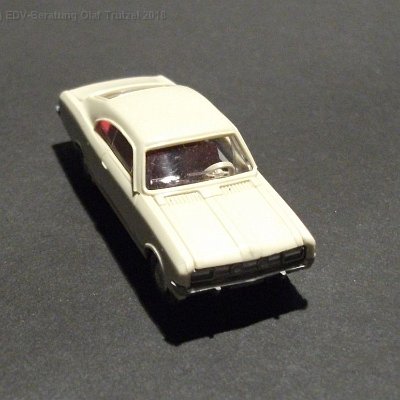 ww2-0084-xx-x-opel-commodore-0033