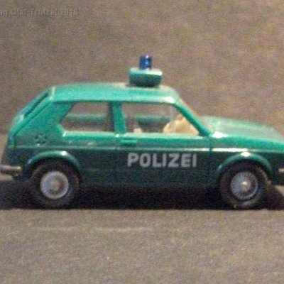 ww2-0104-01-bc-vw--golf-polizei-chassis-basaltgrau-006009-dscf3021