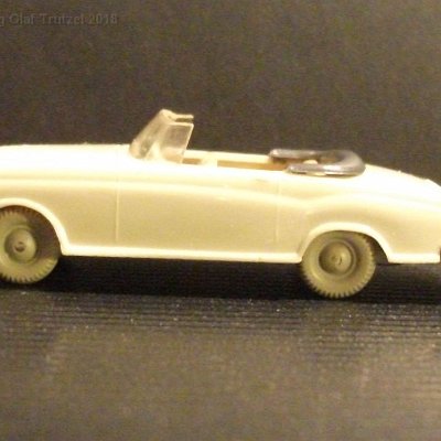 ww2-0143-02-a-mb-220-cabrio-55-hgg-antra-beige-angeklzh-stern-070110-dscf3907