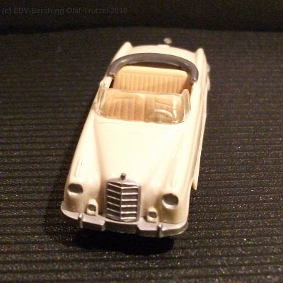 ww2-0143-02-a-mb-220-cabrio-55-hgg-antra-beige-angeklzh-stern-070110-dscf3909