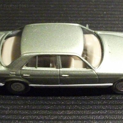 ww2-0157-01-h-mercedes-500-se-lindgruenmetallic-005007-dscf7490