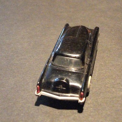 ww2-0210-01-a-ford-continental-schwarz-bespielt-3w-sstecke-050080-dscf4637