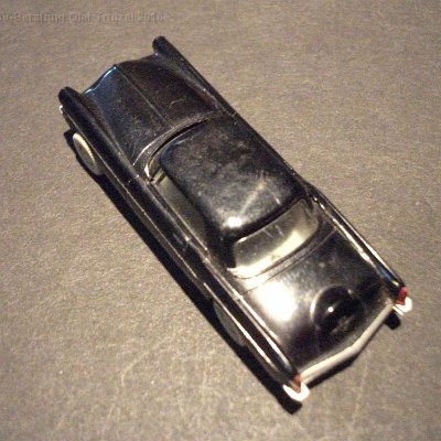 ww2-0210-01-a-ford-continental-schwarz-bespielt-3w-sstecke-050080-dscf4647