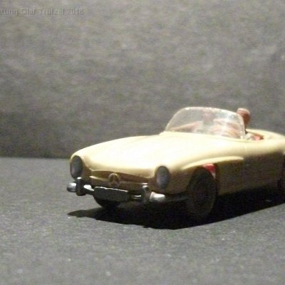 ww2-0233-01-b-bemrl-mb-300-sl-cabrio-beige-2w-achstausch-only-dscf3187