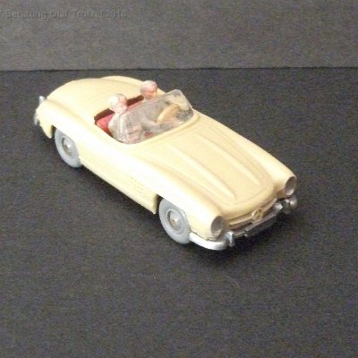 ww2-0233-01-mb-300-sl-gruenbeige-top-060-dscf9560