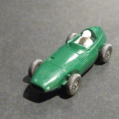 ww2-0245-02-bd-vanwall-gruen-unbemalt-2w-015025dscf2095