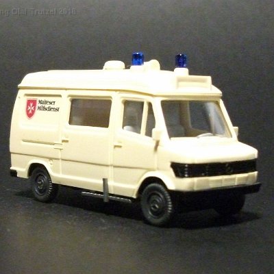 ww2-0278-08--mb-207-d-malteser-krankenwagen-dscf1957