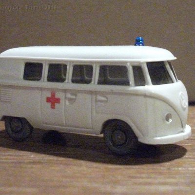 ww2-0320-11-e-vw-t1-drk-druck-weiss-04900-dscf0893