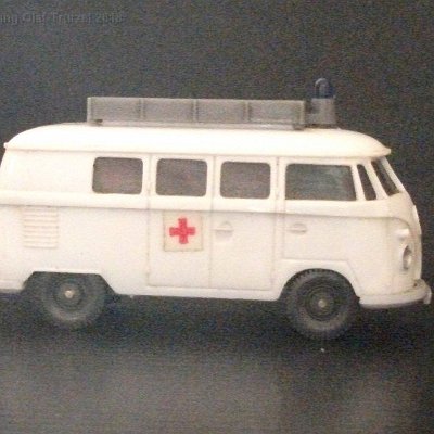 ww2-0320-14-a-vw-t1-krankenwagen-grf-silgr-3w-035060-dscf8752