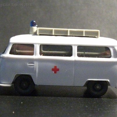 ww2-0320-15-g-vw-t2-rk-rotkreuz-krankenwagen-020035-dscf5747