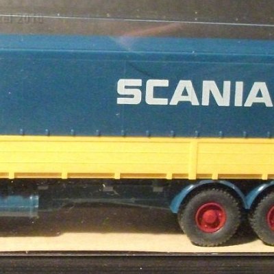 ww2-0460-08-b-scania-haengerzug-blau-gelb-018-dscf8924