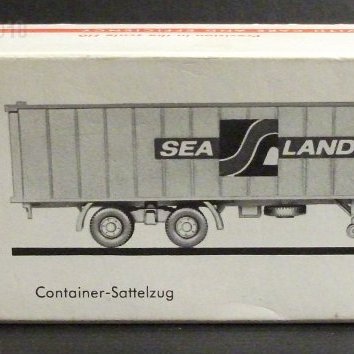 ww2-0527-03-a-us-zugmaschine-mit--sealand-container-sattelzug-ovp-012017-dscf6177