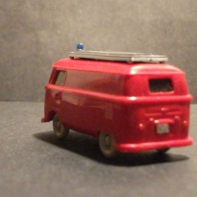 ww2-0603-03-c-vw-t1-feuerwehr-kasten-050-dscf4764