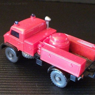 ww2-0604-04-2w-mb-unimog-fw-pulver-loeschfahrzeug-050080-dscf2555