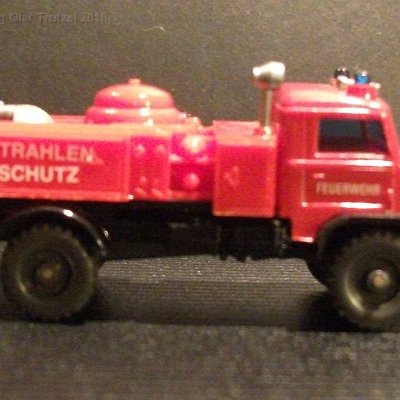 ww2-0604-04-b-unimog-fw-feuerwehr-pulverloeschfahrzeug-gesupert-049050080-dscf4150