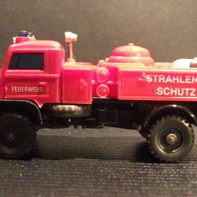 ww2-0604-04-b-unimog-fw-feuerwehr-pulverloeschfahrzeug-gesupert-049050080-dscf4152