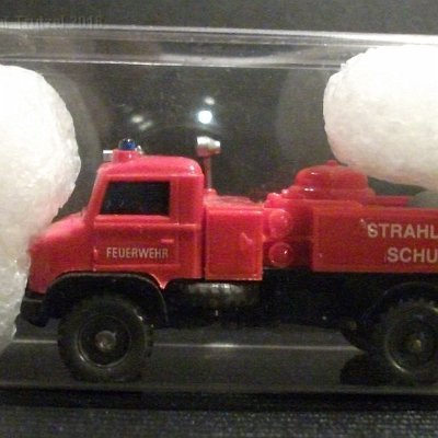 ww2-0604-04-b-unimog-fw-feuerwehr-pulverloeschfahrzeug-gesupert-049050080-dscf4164