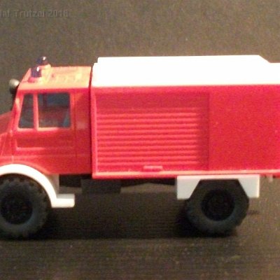 ww2-0622-01-ax-mb-unimog-fw-feuerwehr-005008-dscf5506