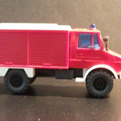 ww2-0622-01-bx-mb-unimog-fw-feuerwehr-010015-dscf5515