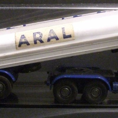 ww2-0801-09or10a--aral-tanksattelzug-magirus-235-d-030050-dscf2445