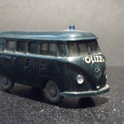 ww2-1030-xx-x-vw-t1-bus-polizei-020-dscf4178