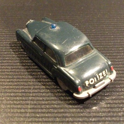 ww2-1040-06-mb-220-polizei-80proz-frontschaden-geriffelt-012-dscf5288