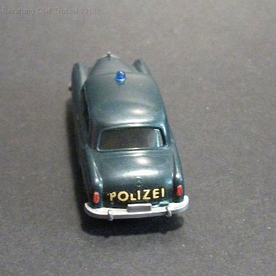 ww2-1040-07-xx-mb-220-polizei-dscf1321