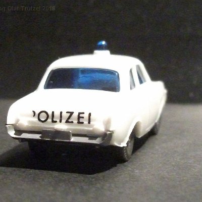 ww2-1040-12-b-ford-taunus-polizei-2w-030050-dscf2141