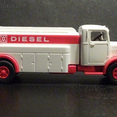 ww2-sondermodell-diesel-buessing-tankwagen-weiss-019-dscf4509