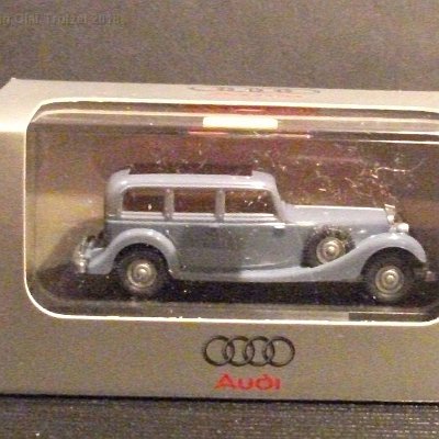 ww3-audi004-horch-850-in-pcbox-012-dscf1351