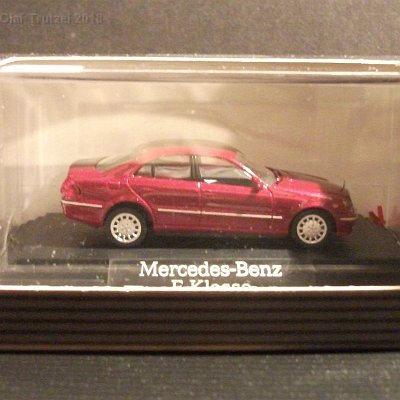 ww3-dc033-b-mb-e-klasse-weinrotmetallic-daimler-chrysler-020-dscf7889