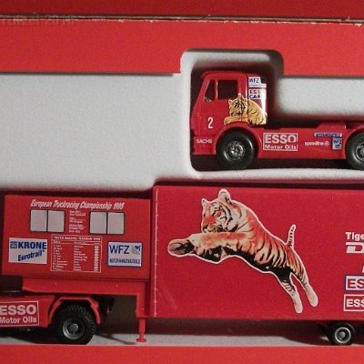 ww3-dehnhardt001-esso-2-mb-trucks-albedo-wiking-set1-050-dscf9836