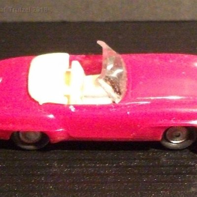 ww3-mb058-mb-cabrios-rot-in-videohuelle40-jahre-mercedes-sl-060-dscf6218