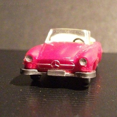 ww3-mb058-mb-cabrios-rot-in-videohuelle40-jahre-mercedes-sl-060-dscf6223