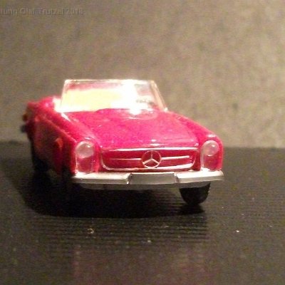 ww3-mb058-mb-cabrios-rot-in-videohuelle40-jahre-mercedes-sl-060-dscf6227