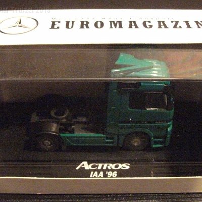 ww3-mb080-c-actros-1843-iaa-1996-zugmaschine-gruen-025-dscf9578