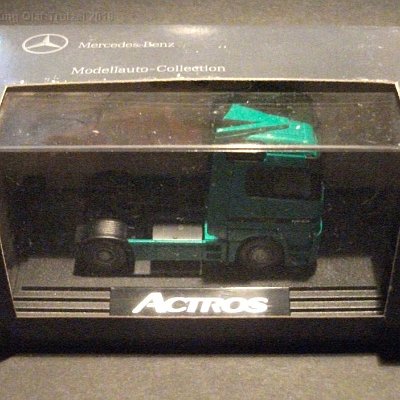 ww3-mb080a-mercedes-actros-1843-gruen-pc-box-025-dscf4809