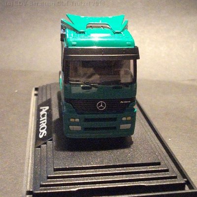 ww3-mb080a-mercedes-actros-1843-gruen-pc-box-025-dscf4814