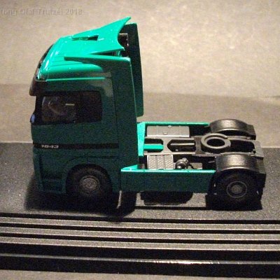 ww3-mb080a-mercedes-actros-1843-gruen-pc-box-025-dscf4816