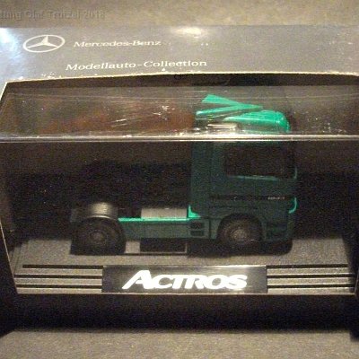 ww3-mb080a-mercedes-actros-1843-gruen-pc-box-025-dscf4819