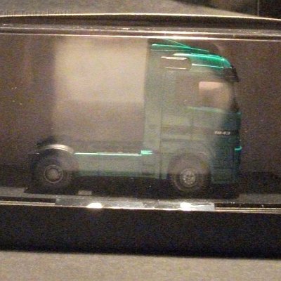 ww3-mb080a-mercedes-actros-1843-gruen-pc-box-025-dscf4820