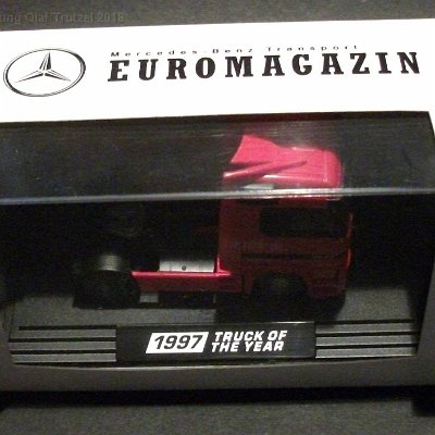 ww3-mb080e-mercedes-truck-of-the-year-1997-rot-euromagazin-pc-box-020-dscf4791