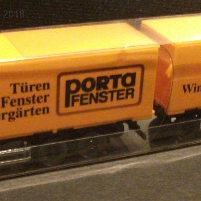 ww3-porta-mb-2435-sk-wechselkoffer-haengerzug-porta-wie-573-075-dscf1628