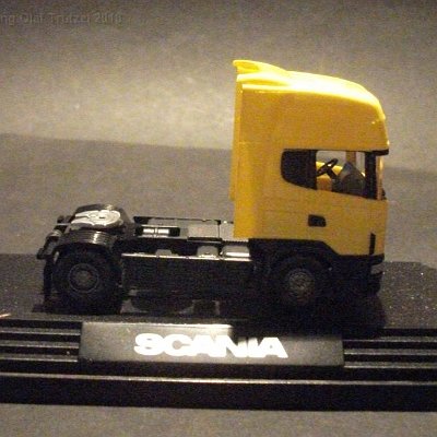 ww3-scania18--zugmaschine-144-l-gelb-pc-box-023-dscf4854