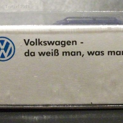 ww3-vw030c-vw-passat-variant-stahlblau-pc-box-009-dscf2418