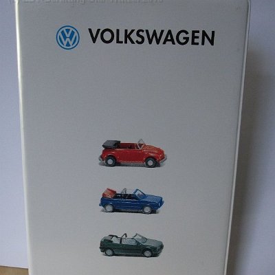 VW032